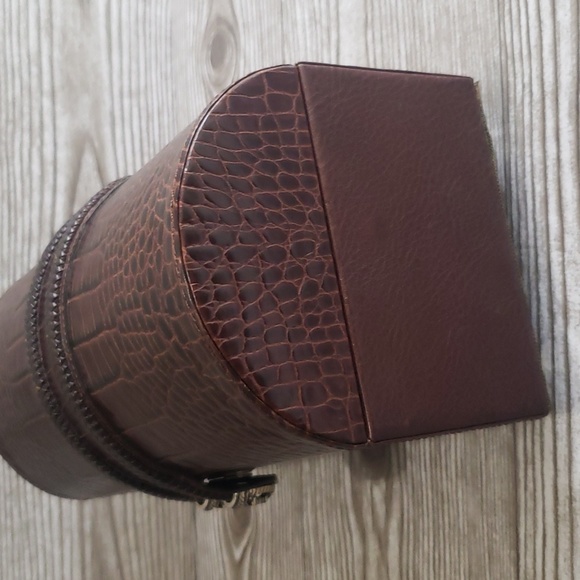 Brighton brown leather jewerlry box with silver details - Picture 5 of 9